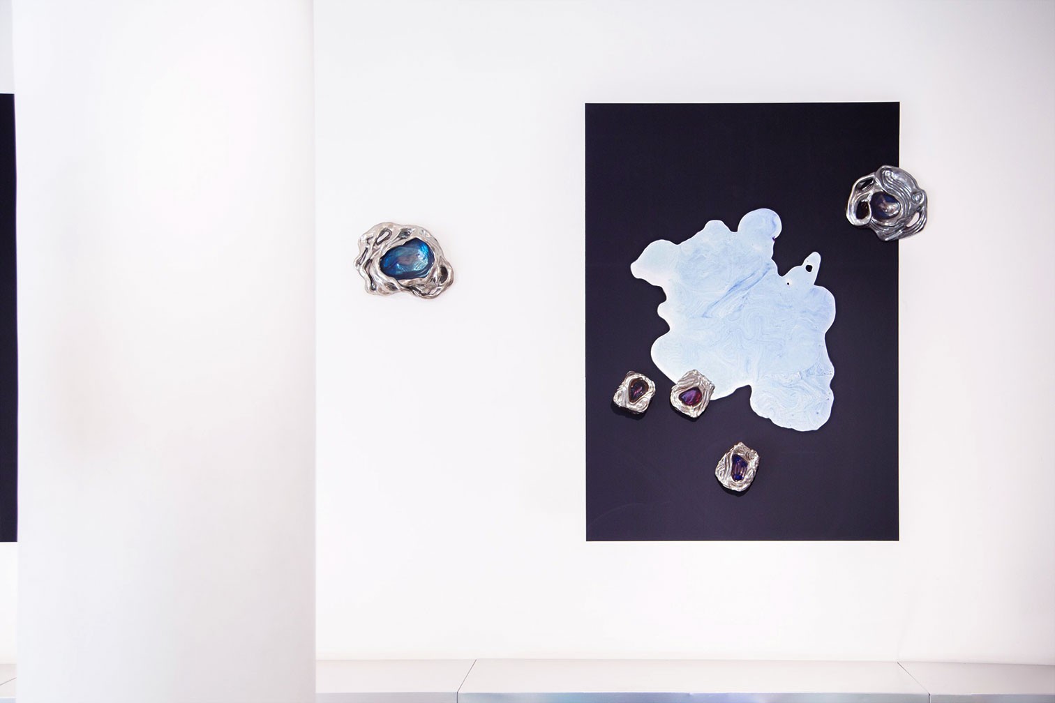 Vue d’exposition, « One Way Mirror », Mexico City Art Week, Mexico, 2025. Courtesy the artist & Galerie Spiaggia Libera.