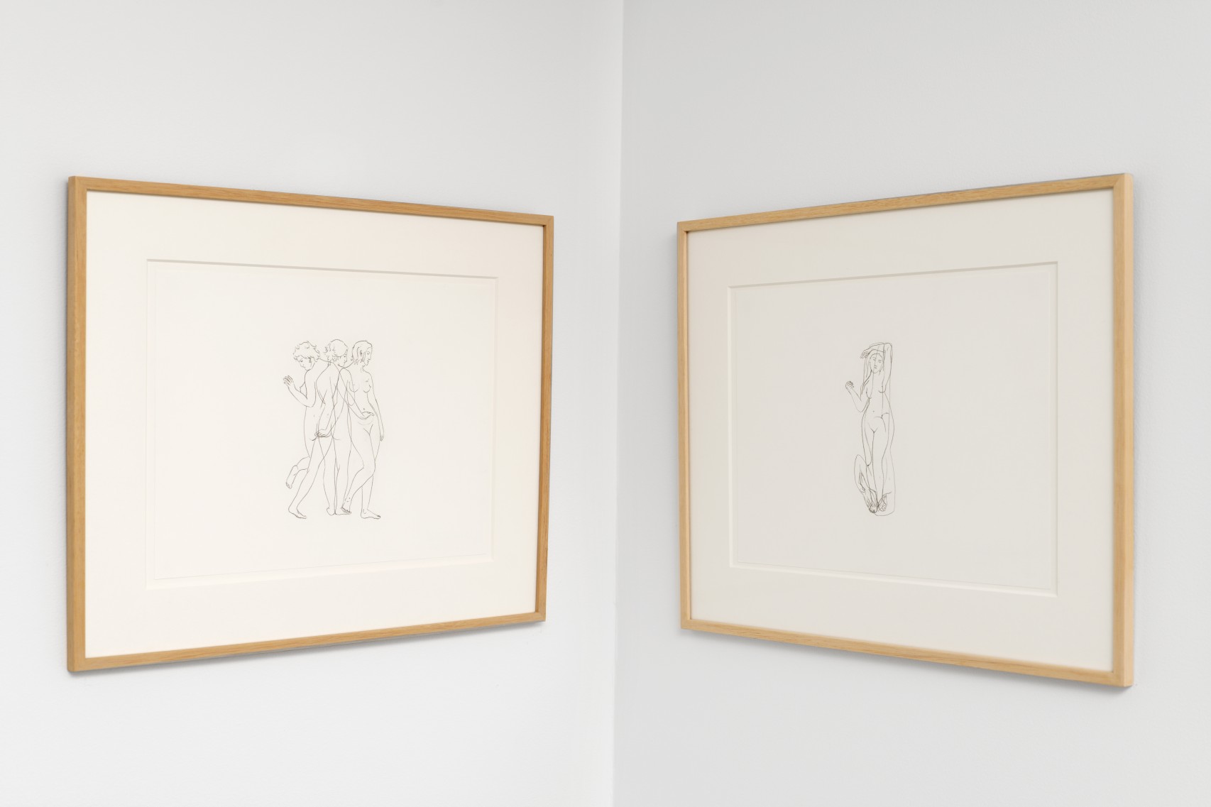 On the left: *The Female Gaze .02*, 2021, drawing on paper, 37 x 45 cm. On the right: *The Female Gaze .05*, 2021, drawing on paper, 37 x 45 cm. Courtesy the artist & Spiaggia Libera, Paris. © Aurélien Mole
