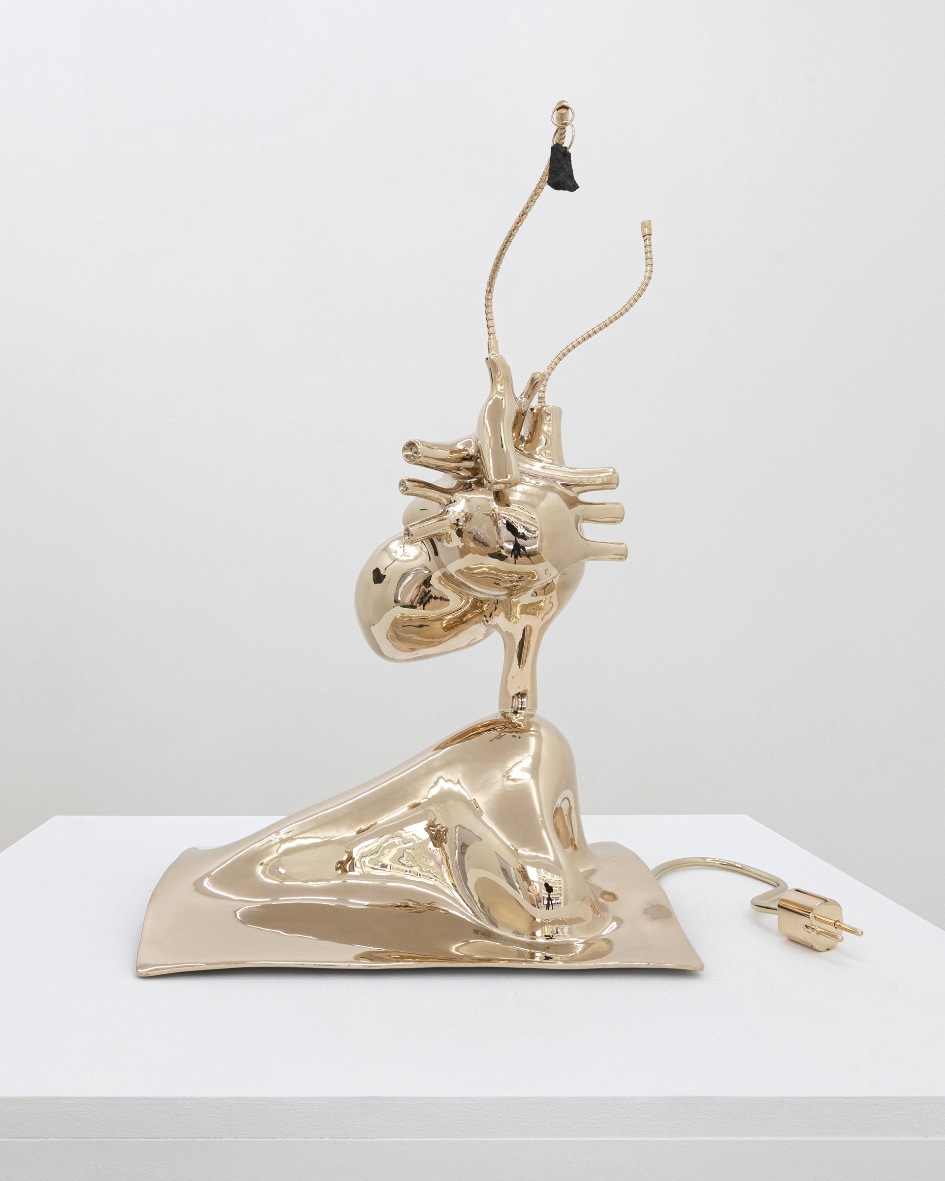 *Heavy Render_1*, 2023, polished bronze and granite, 54 x 49 x 33 cm. Courtesy of the artist & Spiaggia Libera, Paris.