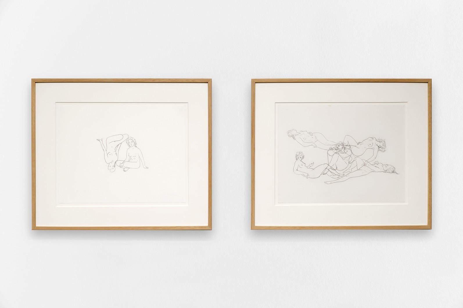 On the left: *The Female Gaze .03*, 2021, drawing on paper, 37 x 45 cm. On the right: *The Female Gaze .01*, 2021, drawing on paper, 37 x 45 cm.
Courtesy the artist & Spiaggia Libera, Paris. © Aurélien Mole