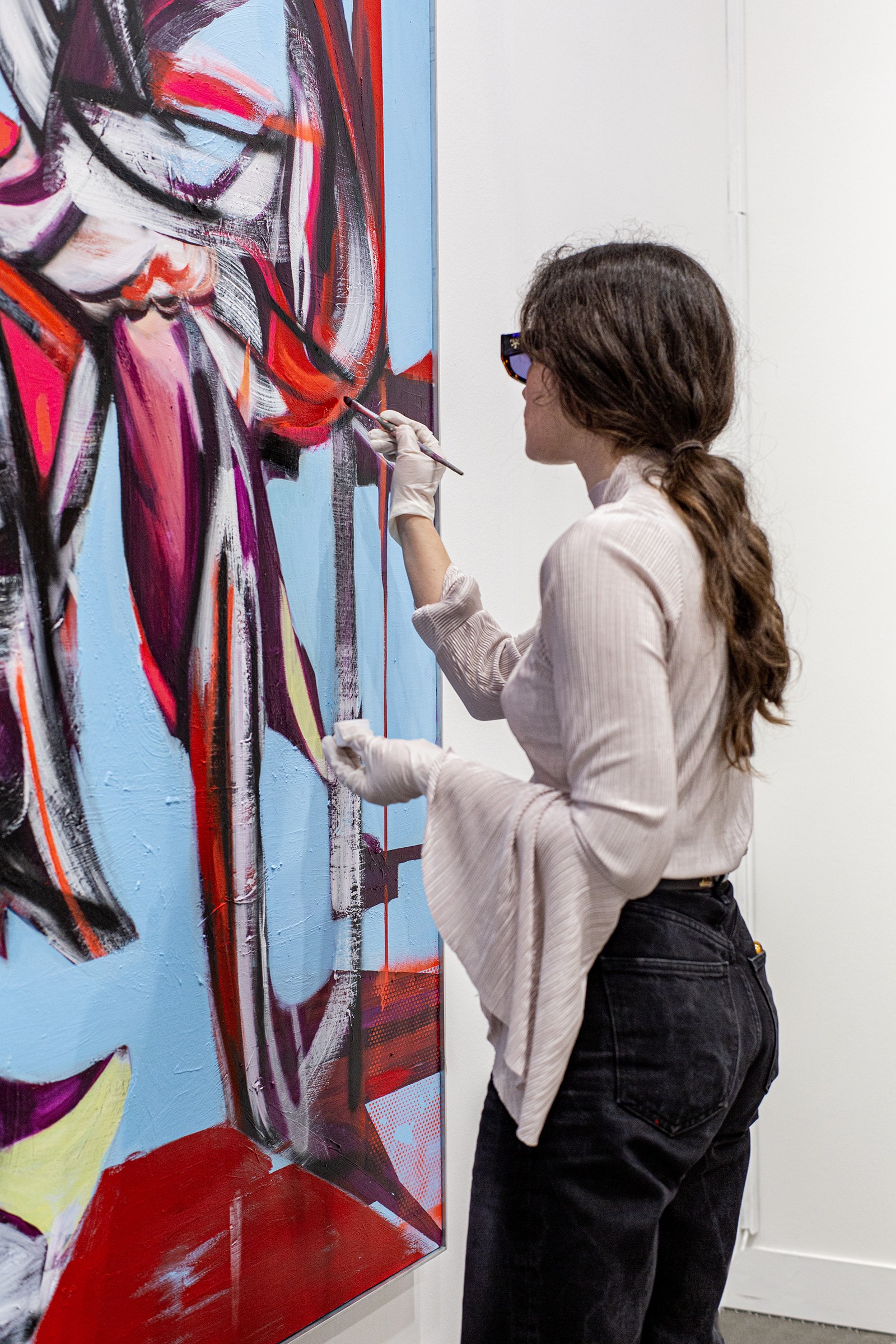 Vue d’exposition, Romana Londi, « Jetlag: San Bartolomeo », Miart, Milan, 2024. Photo © Gabriele Abbruzzese