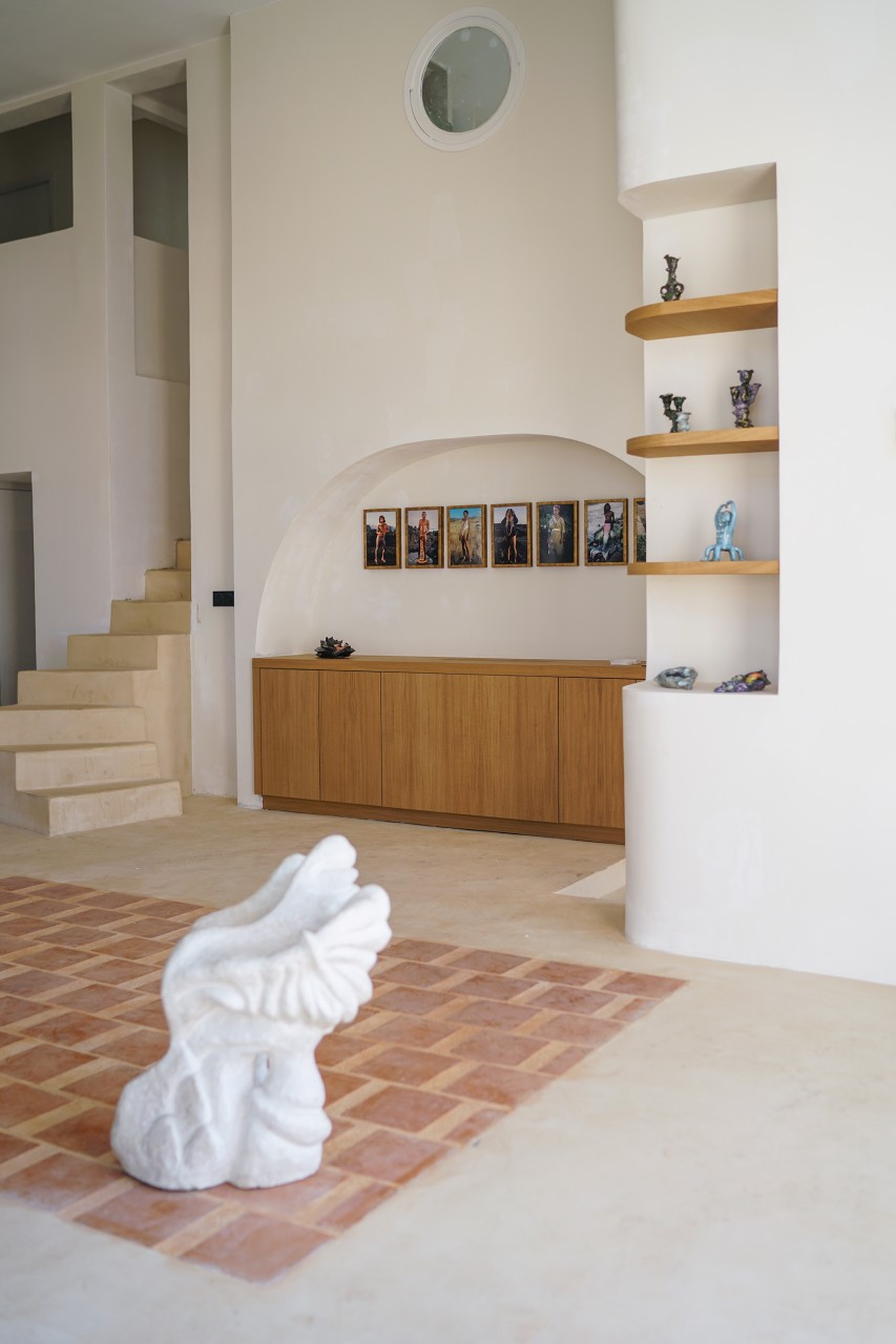 Exhibition view, *Odyssea. Acte I : Le chant des sirènes*, LA PLAGE, Marseille, 2024. Photo © Gregg Bréhin