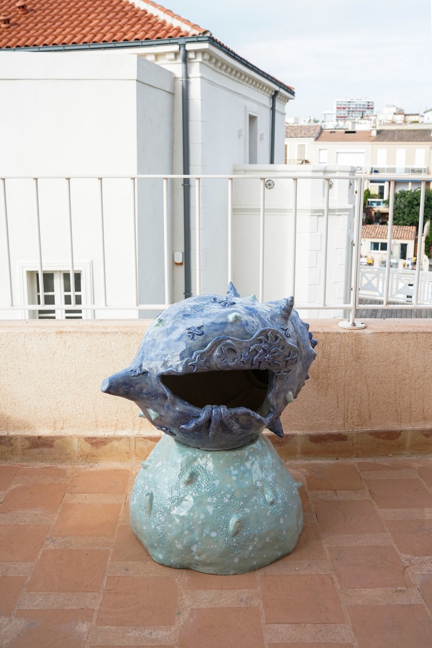 Vue d’exposition, *Odyssea. Acte I : Le chant des sirènes*, LA PLAGE, Marseille, 2024. Photo © Gregg Bréhin