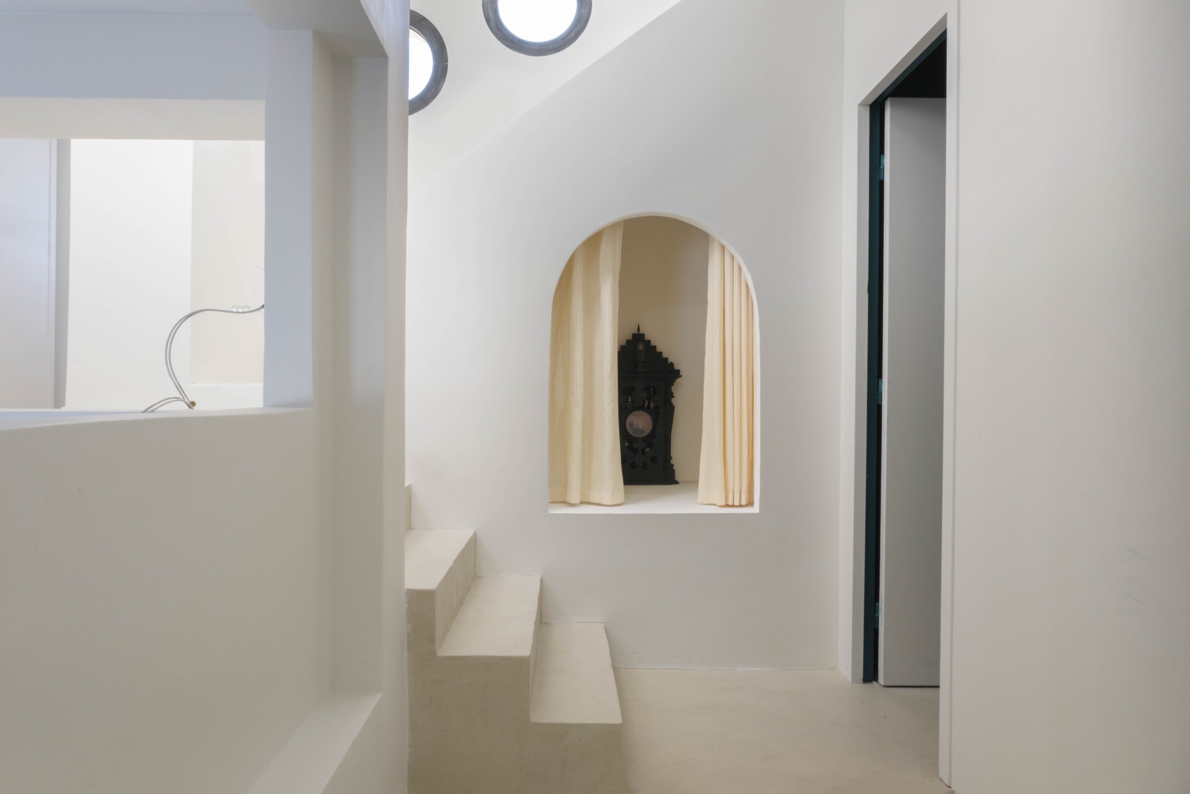 Vue d’exposition, Sentinelles, Marseille, 2024. Photo © Iris Millot